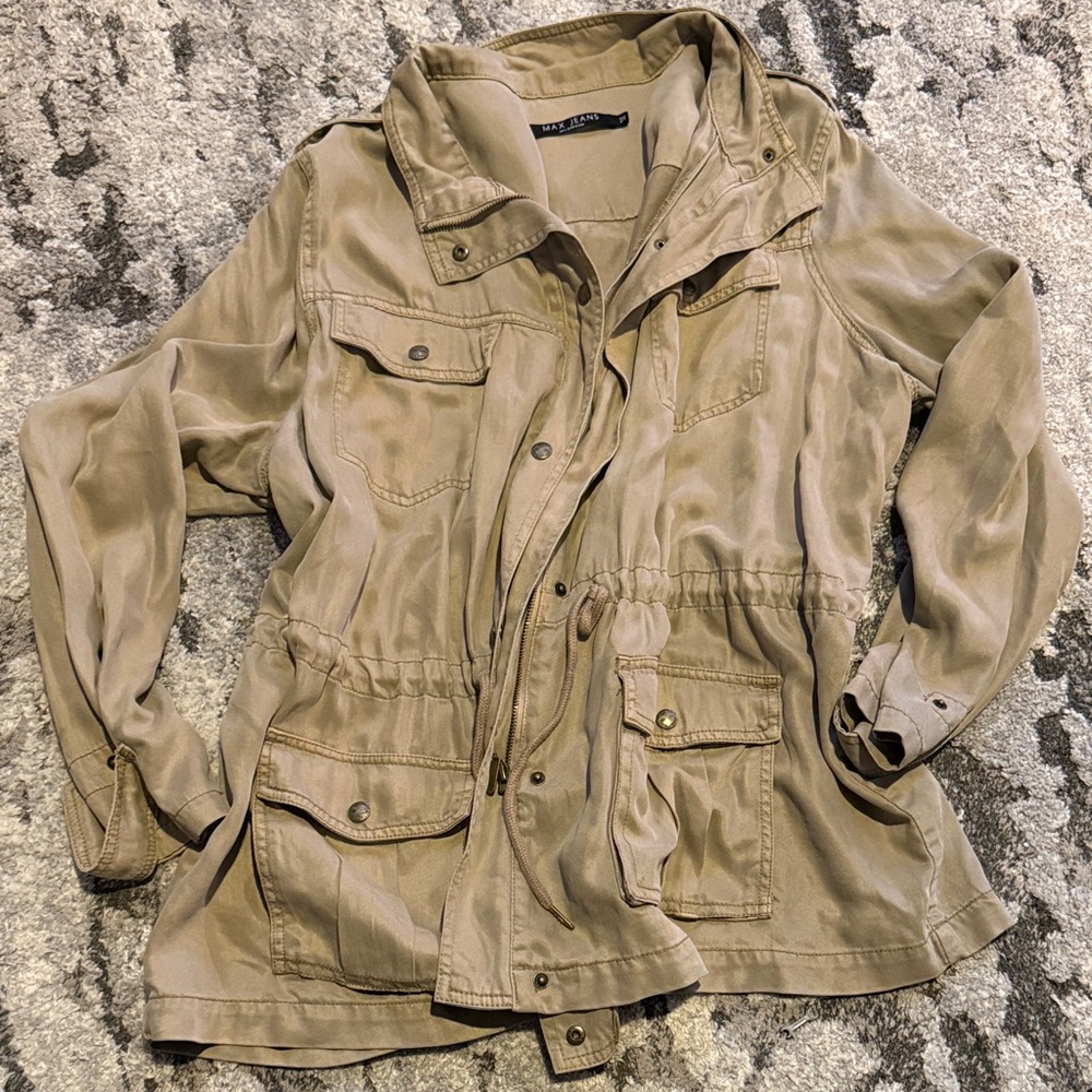 Max Jeans Utility Jacket in Tan